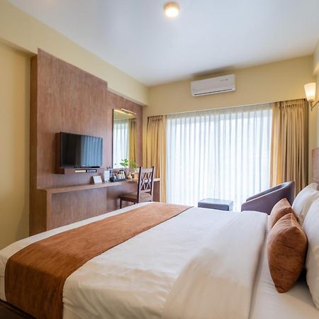 Hotel Haven O' Ganga Pokhara Exteriör bild