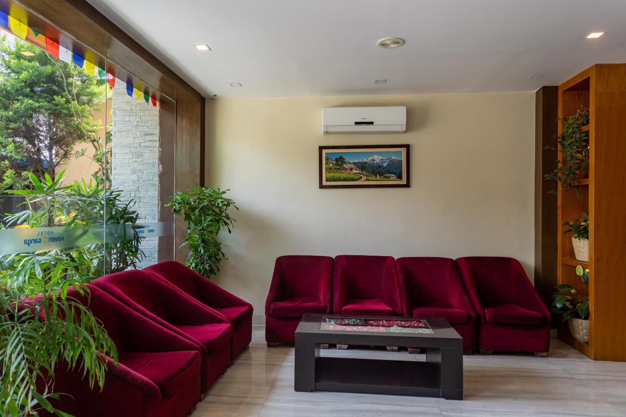 Hotel Haven O' Ganga Pokhara Exteriör bild
